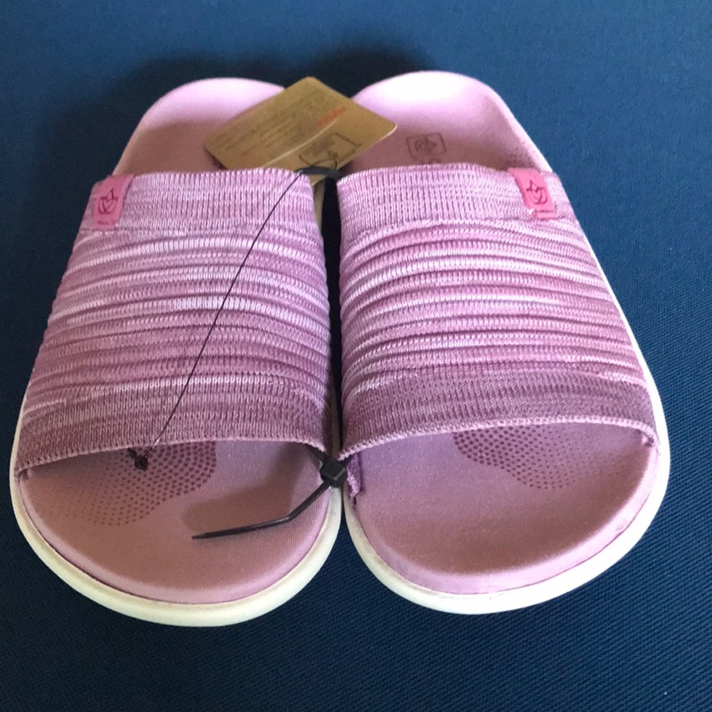 Spenco Plum Rasberry sandals, flip-flops, Slides NWT 8B